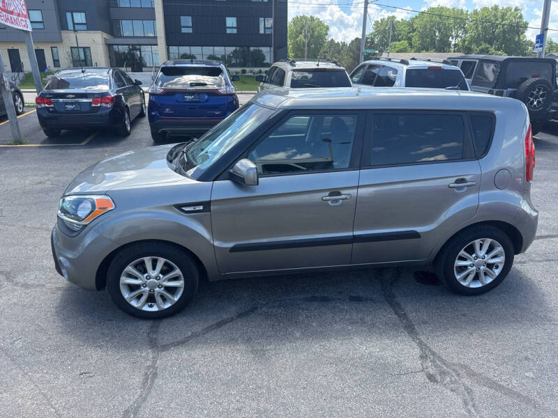 Used 2013 Kia Soul Base with VIN KNDJT2A51D7575545 for sale in Green Bay, WI