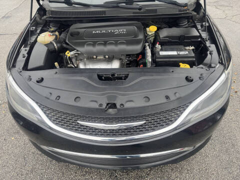 2016 Chrysler 200 Limited