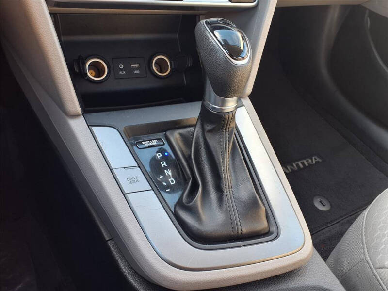 2019 Hyundai Elantra