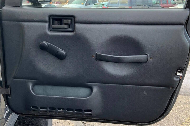 2005 Jeep Wrangler X