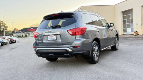 2019 Nissan Pathfinder S