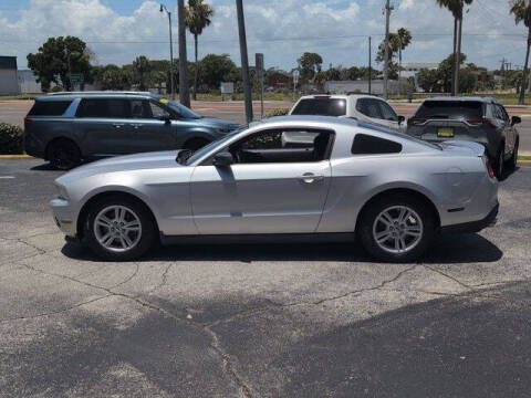 2012 Ford Mustang V6