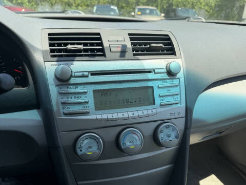 2009 Toyota Camry LE