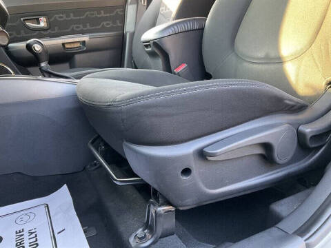 2013 Kia Soul +