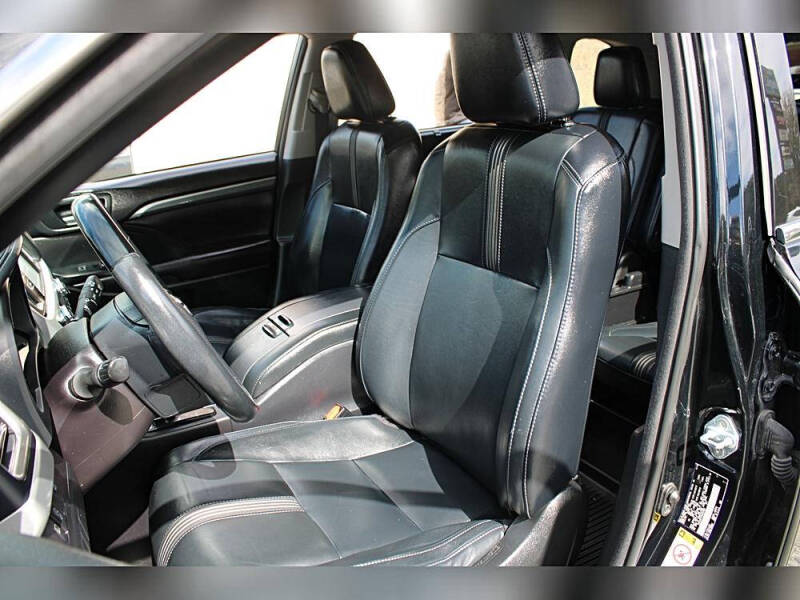 2017 Toyota Highlander