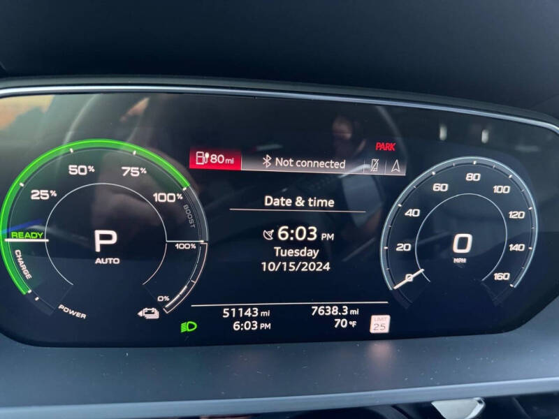 2019 Audi e-tron quattro Prestige