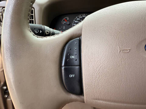 2003 Ford F-350 Super Duty Lariat