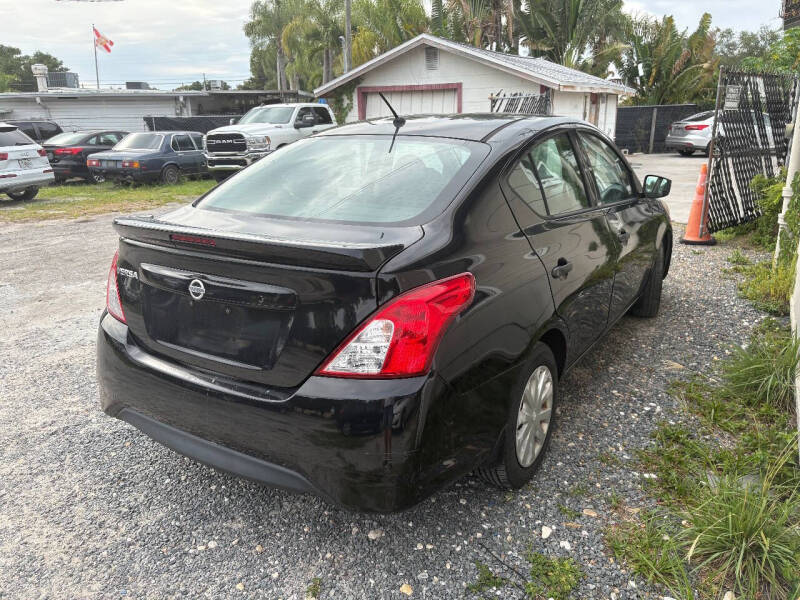 2017 Nissan Versa 1.6 S Plus
