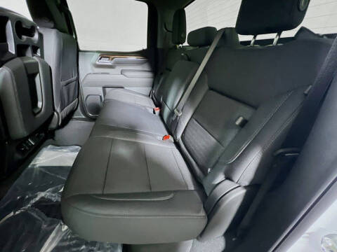 2026 GMC Sierra 1500 Elevation Standard