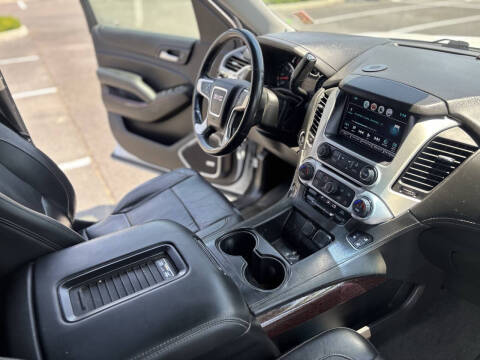 2017 GMC Yukon XL SLT