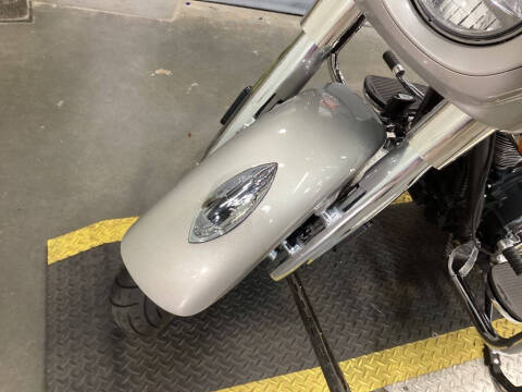 2022 Indian Chieftain Limited Silver