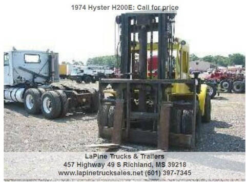 1974 Hyster H200E for sale at LaPine Trucks & Trailers in Richland MS