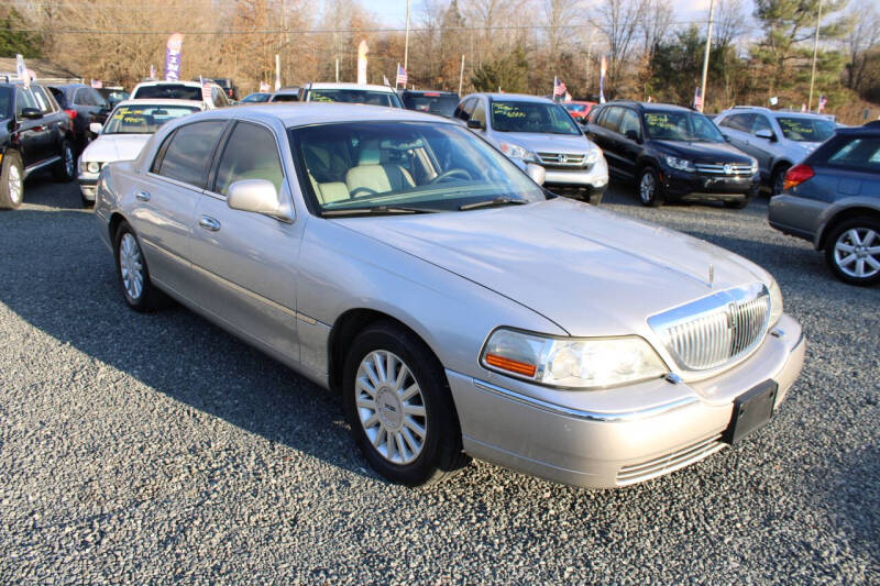 2005 Lincoln Town Car Signature