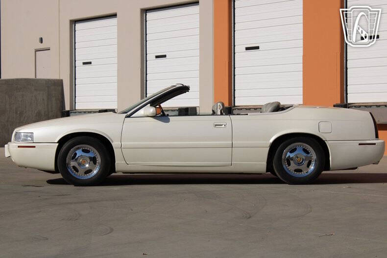 2002 Cadillac Eldorado ETC