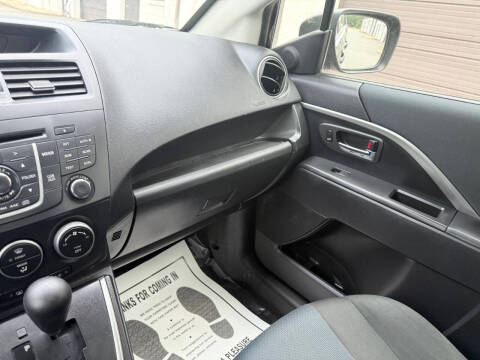 2015 Mazda MAZDA5 Sport