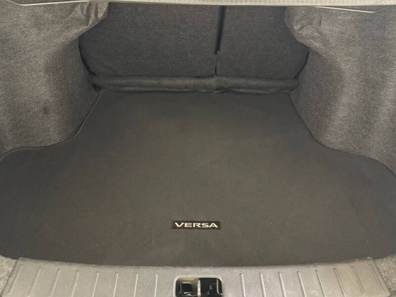 2017 Nissan Versa 1.6 S