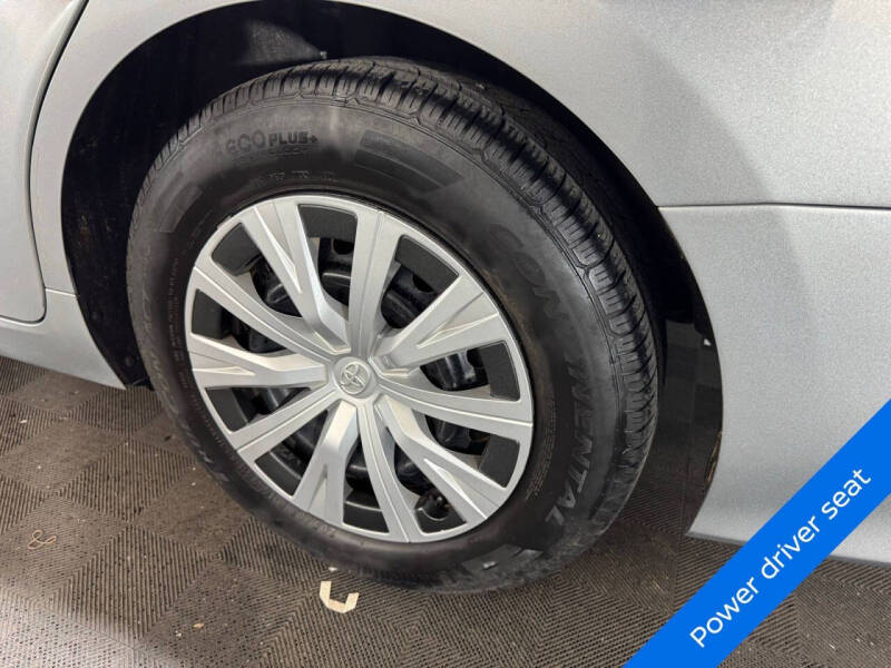 2018 Toyota Camry Hybrid LE