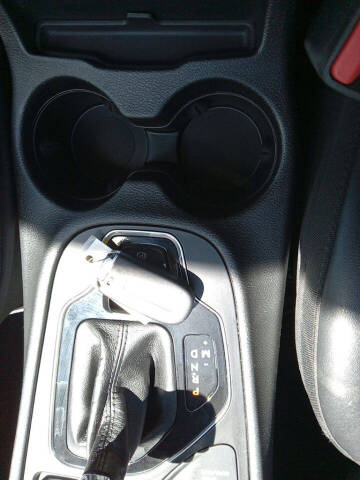 2023 Jeep Cherokee Altitude Lux