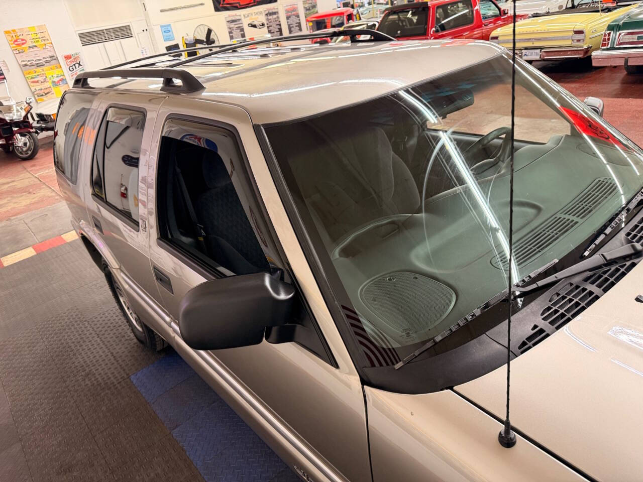 2001 GMC Jimmy 28