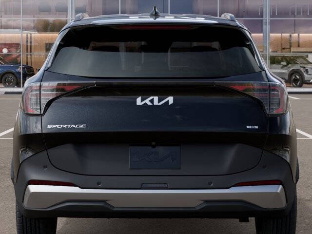 2027 Kia Sportage Hybrid LX