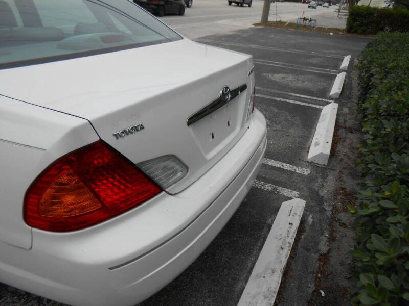 2000 Toyota Avalon XL