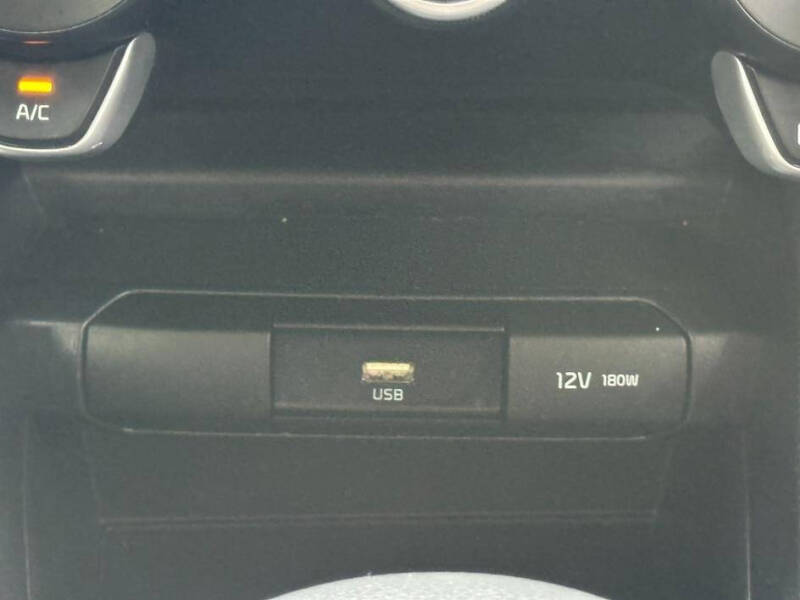 2022 Kia Rio