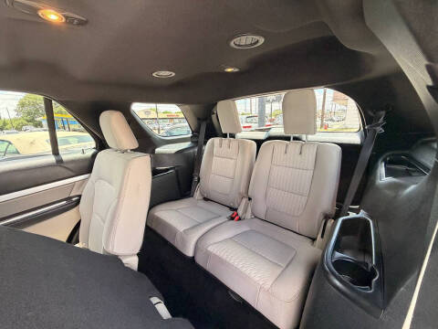 2019 Ford Explorer