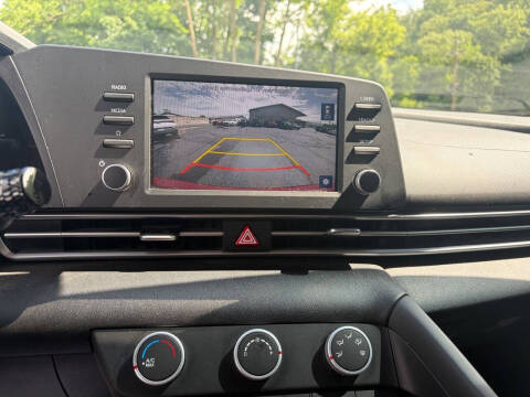 2021 Hyundai Elantra SE