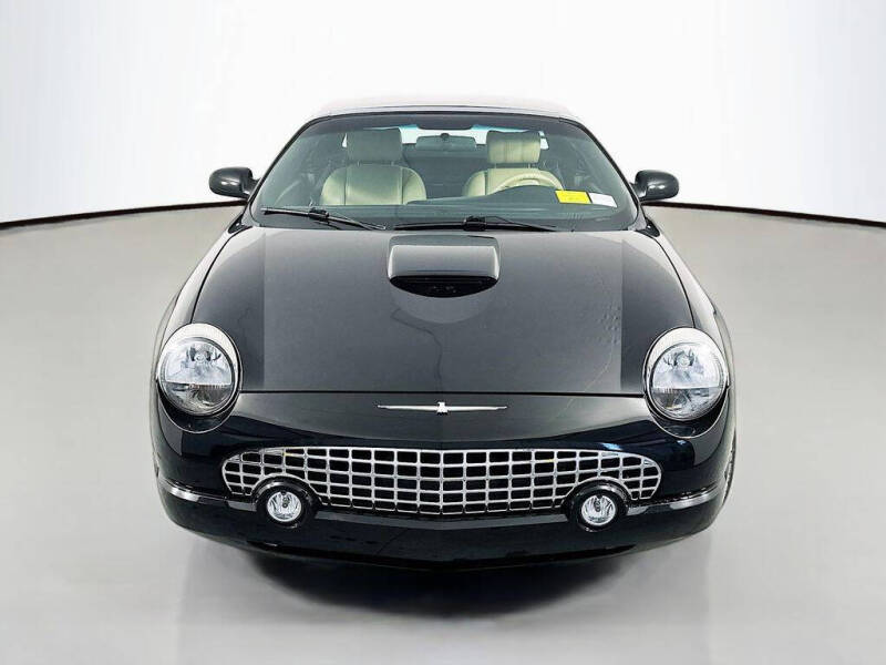 2005 Ford Thunderbird Deluxe
