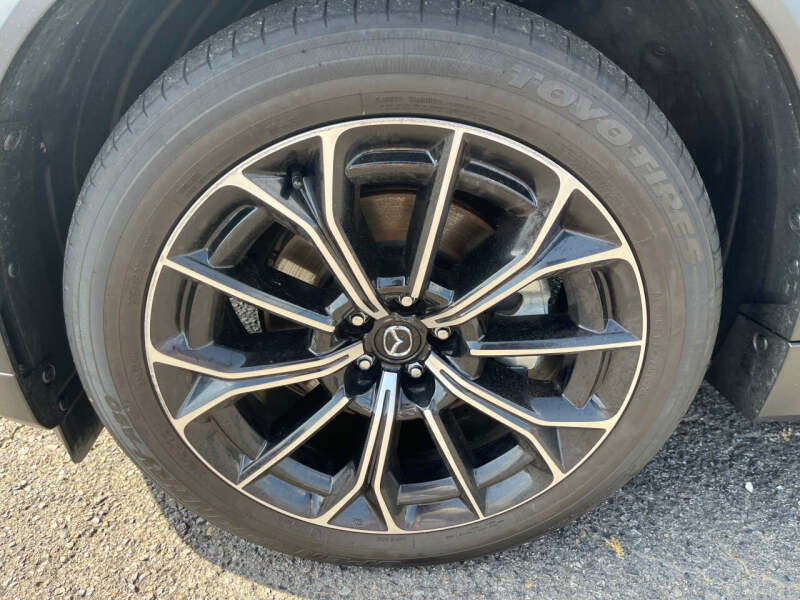 2025 Mazda CX-70 Plug-in Hybrid Premium