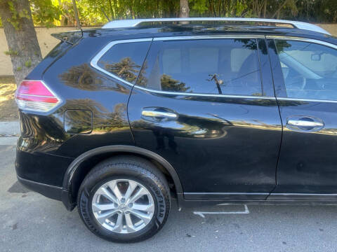 2015 Nissan Rogue
