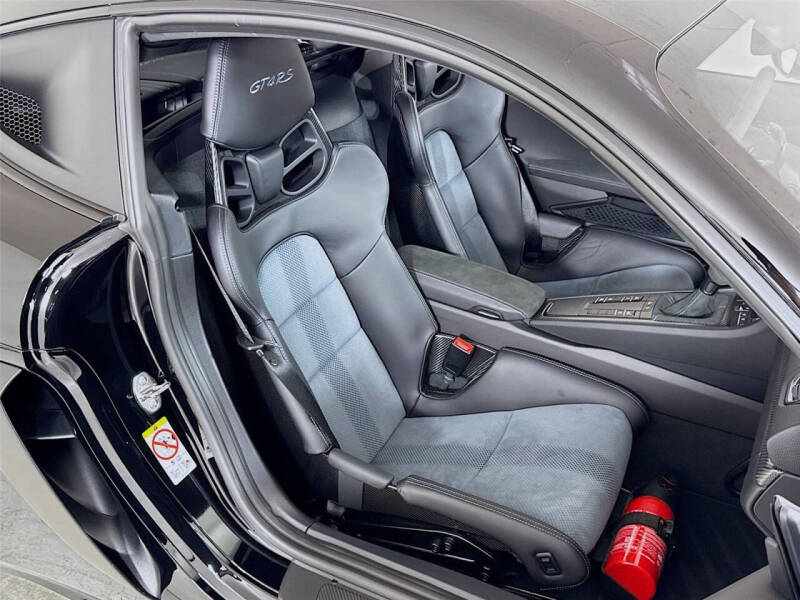 2024 Porsche 718 Cayman GT4 RS