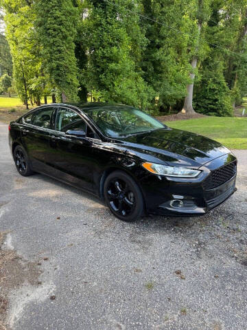 2016 Ford Fusion SE