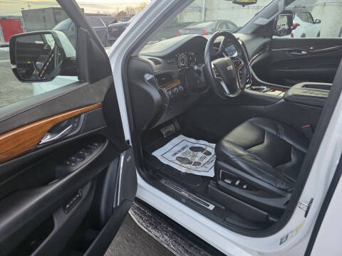 2017 Cadillac Escalade ESV Premium Luxury