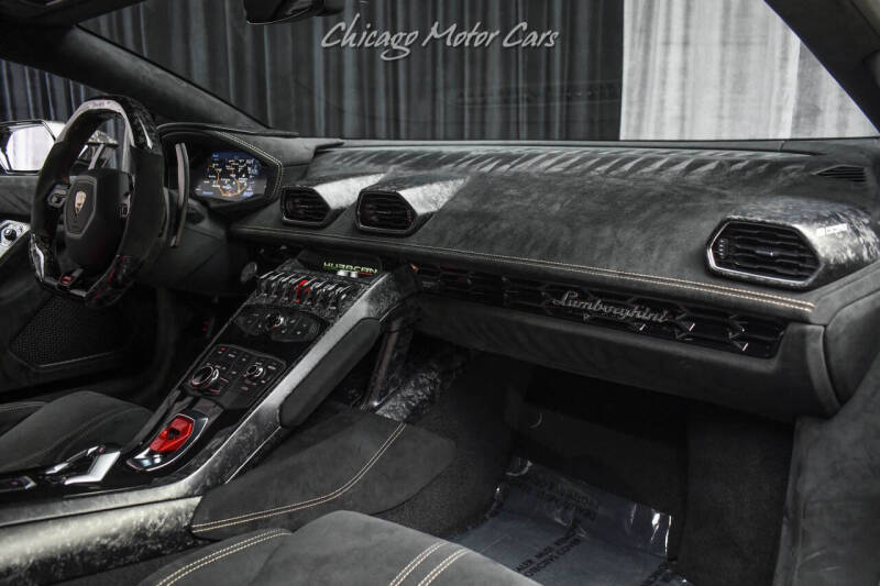 2018 Lamborghini Huracan LP 640-4 Performante