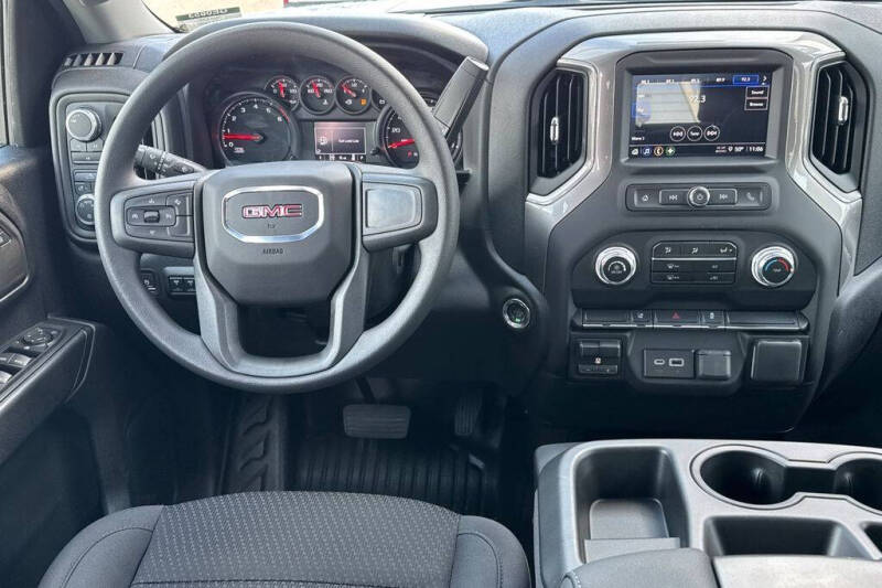 2026 GMC Sierra 2500HD Pro