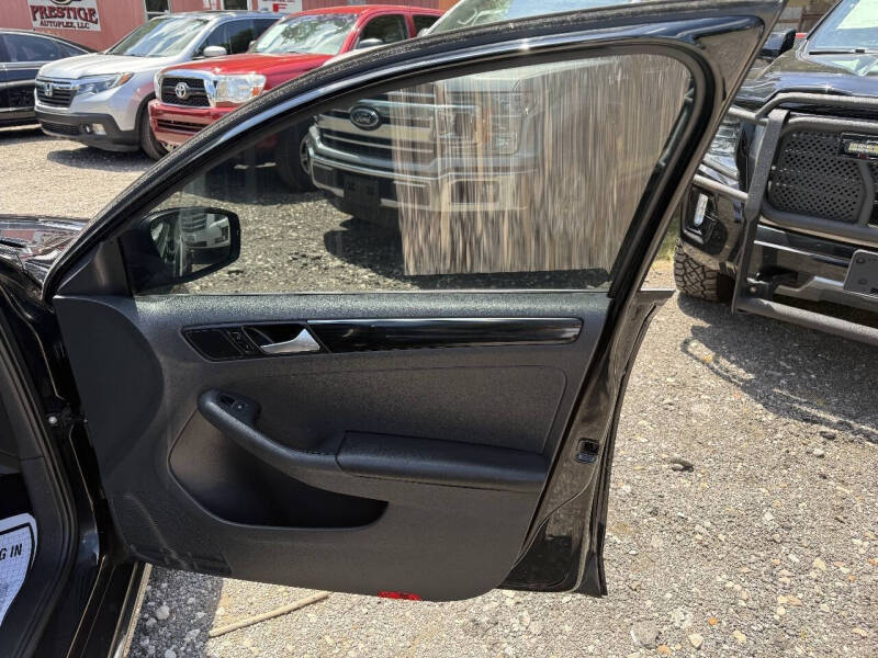 2017 Volkswagen Jetta 1.8T SEL