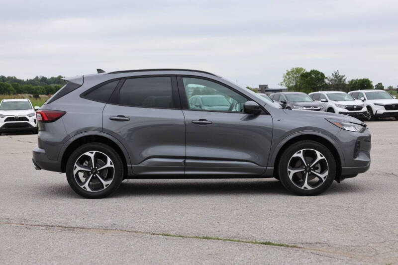 2024 Ford Escape ST-Line Select