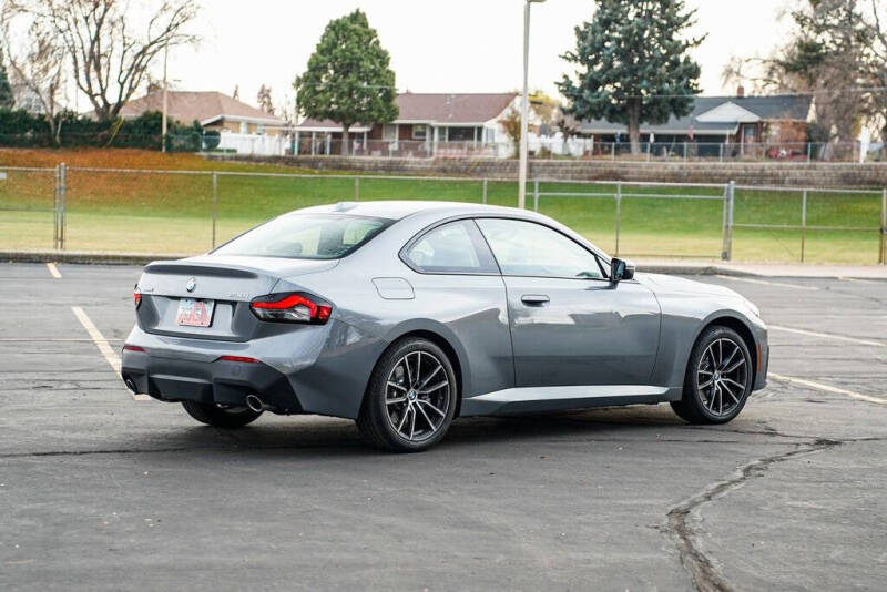 2025 BMW 2 Series 230i xDrive