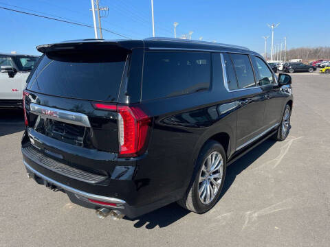 2023 GMC Yukon XL Denali