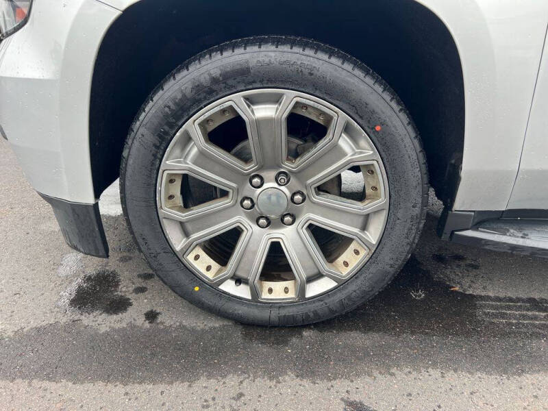 2017 Chevrolet Suburban LT