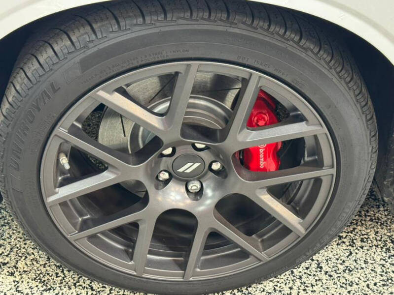 2018 Dodge Challenger 392 HEMI Scat Pack Shaker