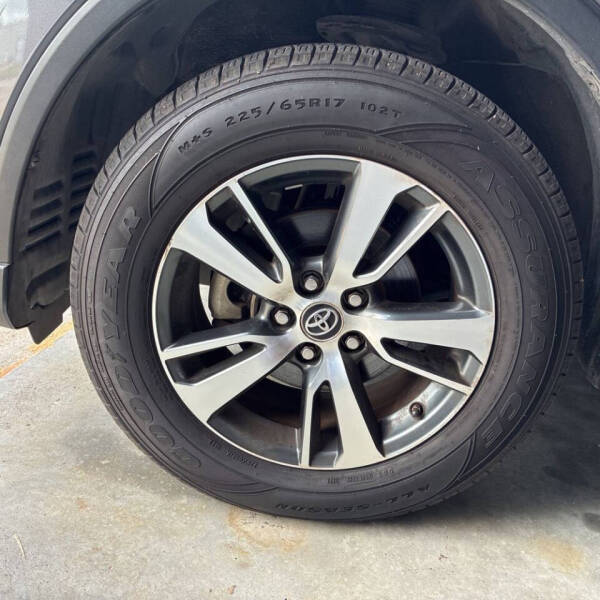 2016 Toyota RAV4 XLE