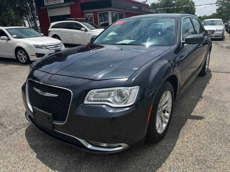 2018 Chrysler 300 Touring