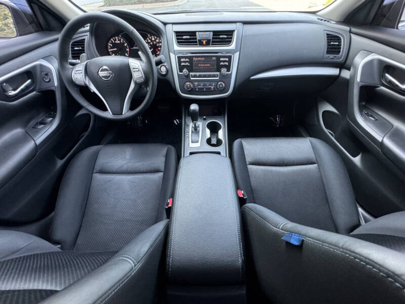 2016 Nissan Altima 2.5 SR