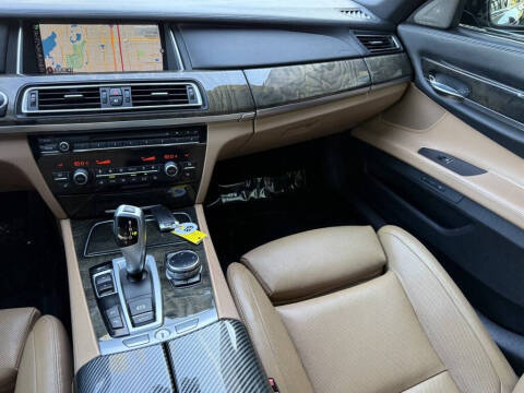 2015 BMW 7 Series 740i