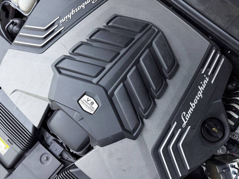 2019 Lamborghini Urus