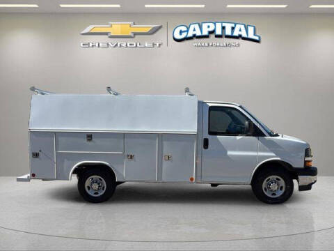 2025 Chevrolet Express 3500