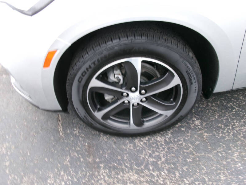 2022 Buick Enclave Essence