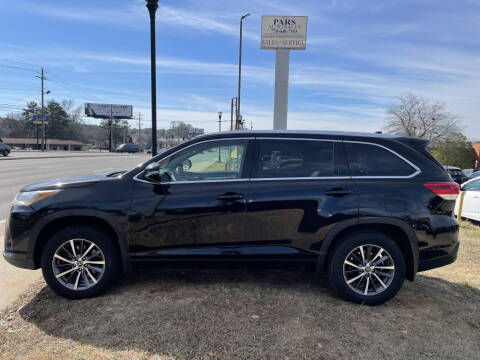 2017 Toyota Highlander SE